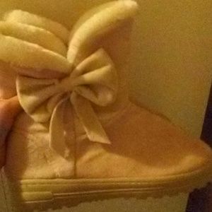 Winter Ladies Brand New Boots